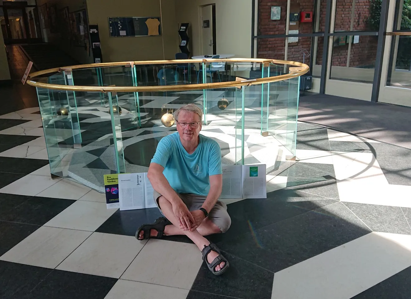 Per Thorvaldsen i fysikkbygningen på UiO