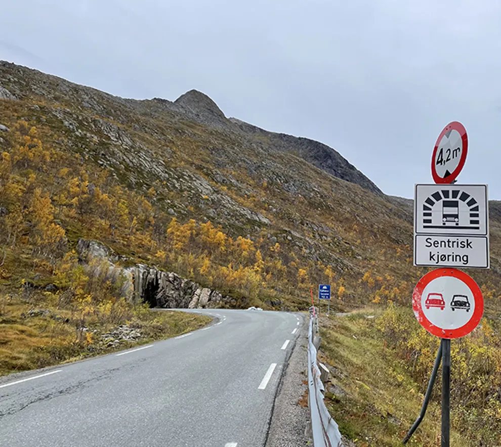 Fjellsendtunnelen ved Husøy i Senja