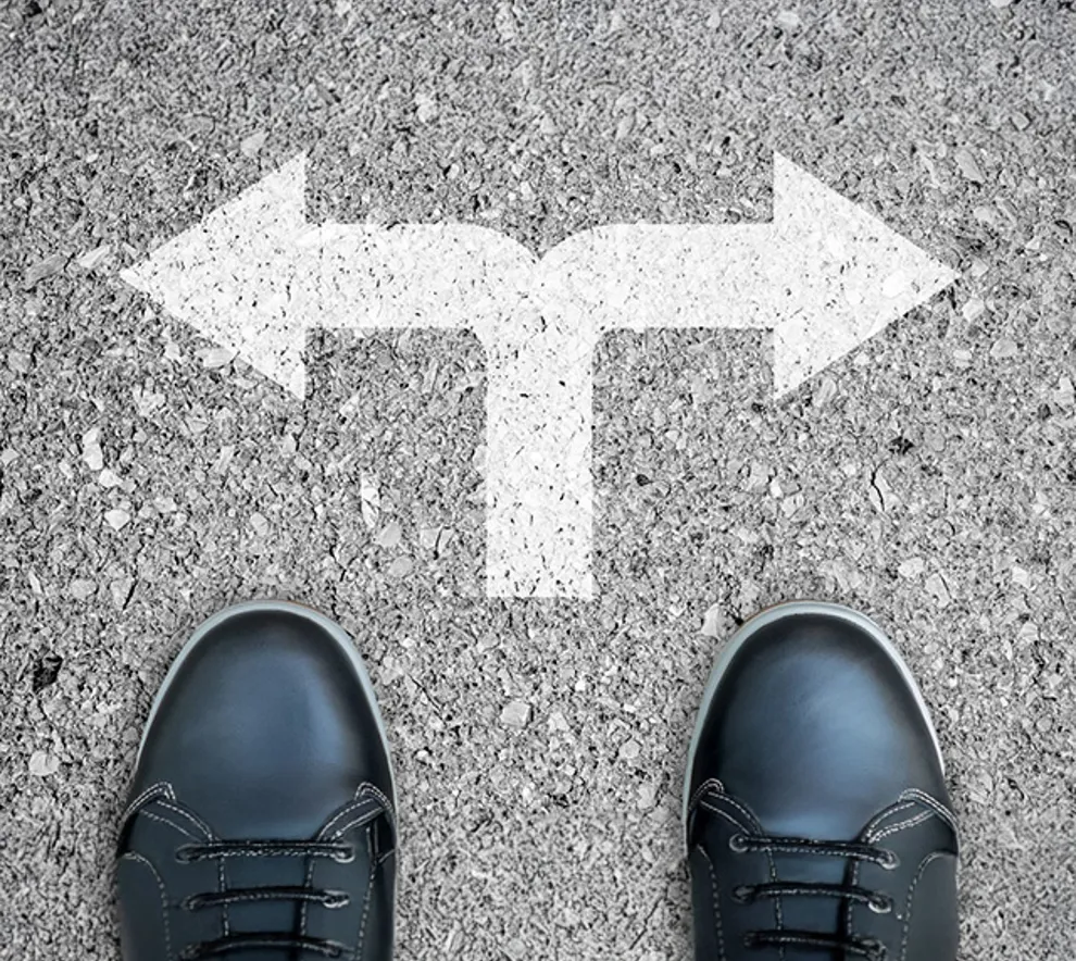 Bilde av sko og pilretninger