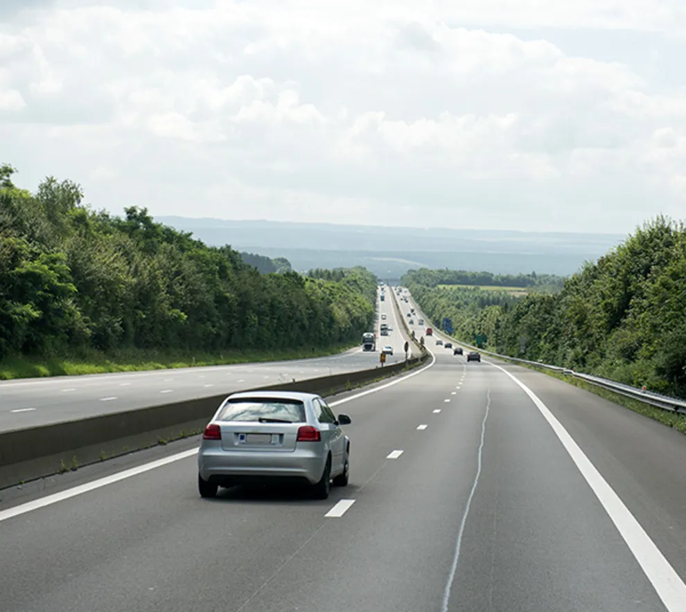 Biler på bilvei